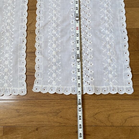 2 Vintage Eyelet Table Runner Dresser Scarf Ivory Embroidered Floral 41x12.5" - Picture 6 of 7